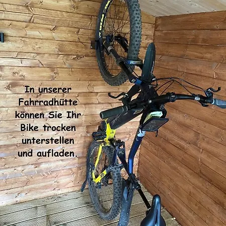 Altes Doktorhaus - Garni 3*