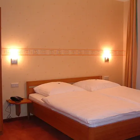 Hotel Altes Doktorhaus - Garni
