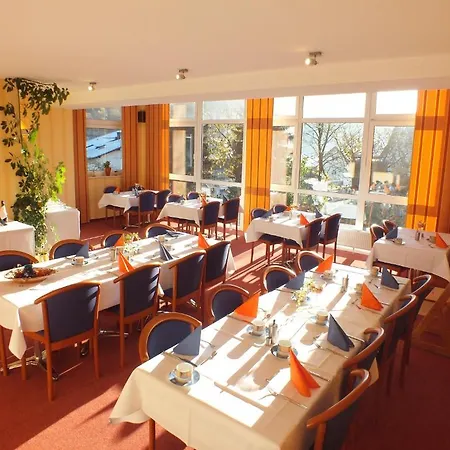 Altes Doktorhaus - Garni Hotel Willingen (Upland)