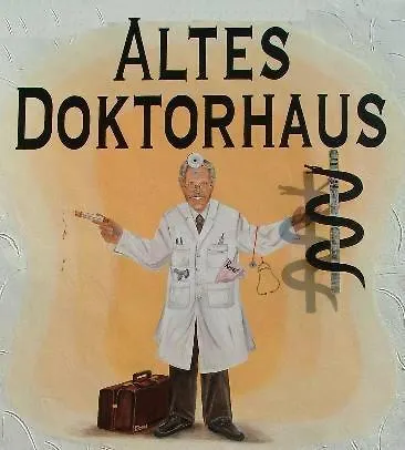 Altes Doktorhaus - Garni ホテル 3*